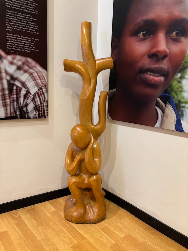 viaje Rwanda hno carlos gomez 2