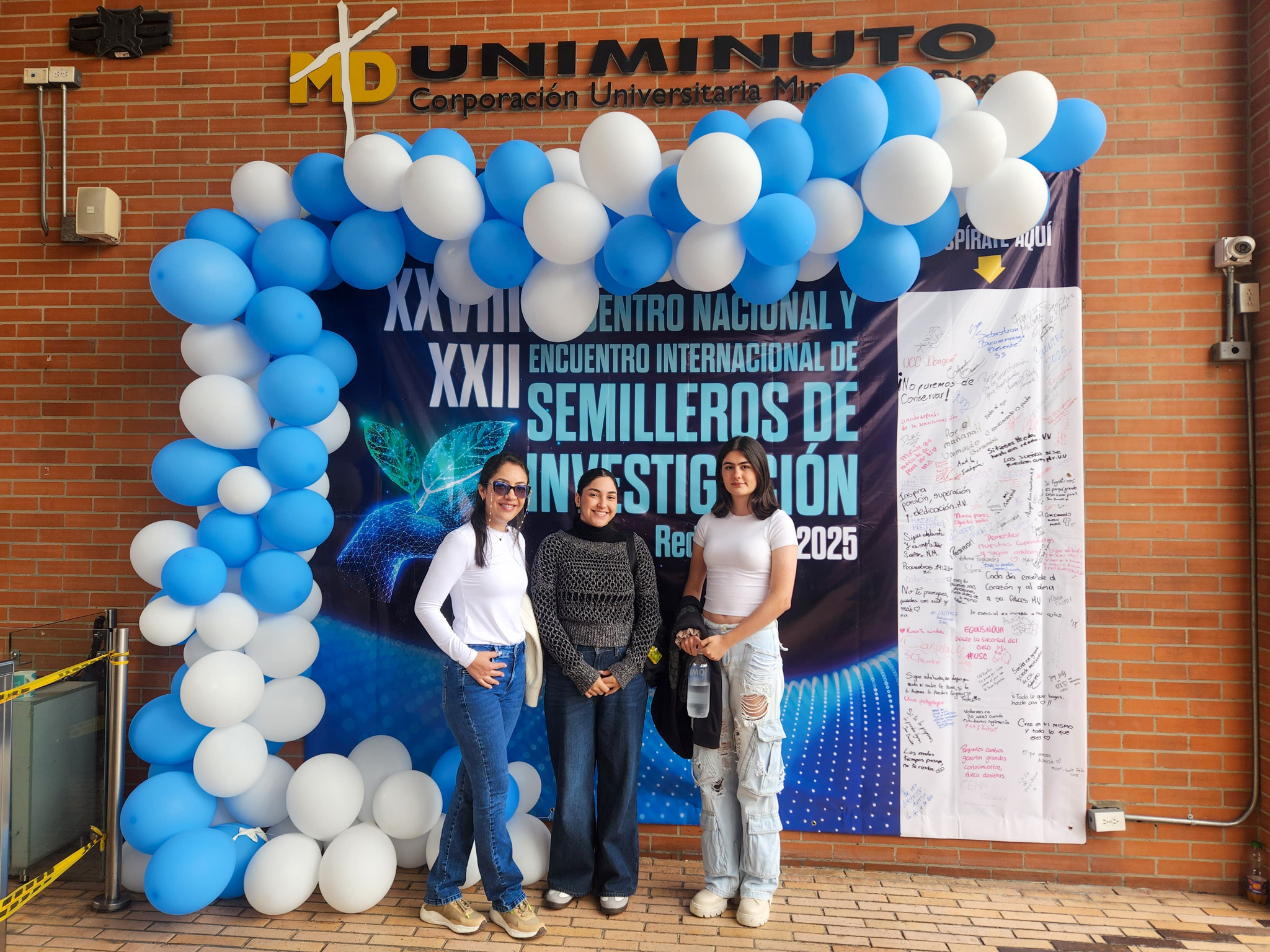 Lasallistas presentes en el Encuentro Nacional e Internacional de Semilleros de Investigación REDCOLSI 2025 Lasallistas presentes en el Encuentro Nacional e Internacional de Semilleros de Investigación REDCOLSI 2025